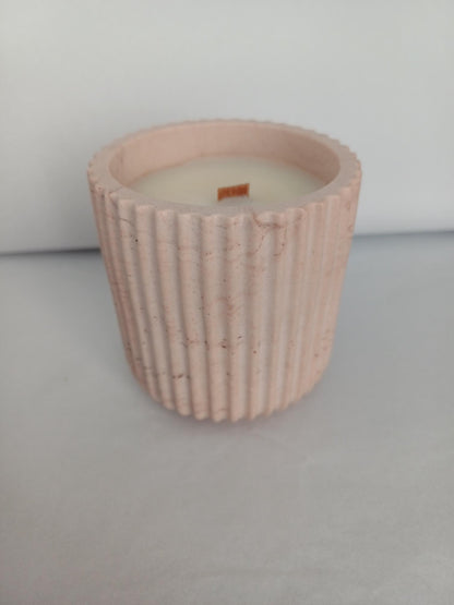 Calbombe - Bougie parfumée et bougeoir en jesmonite