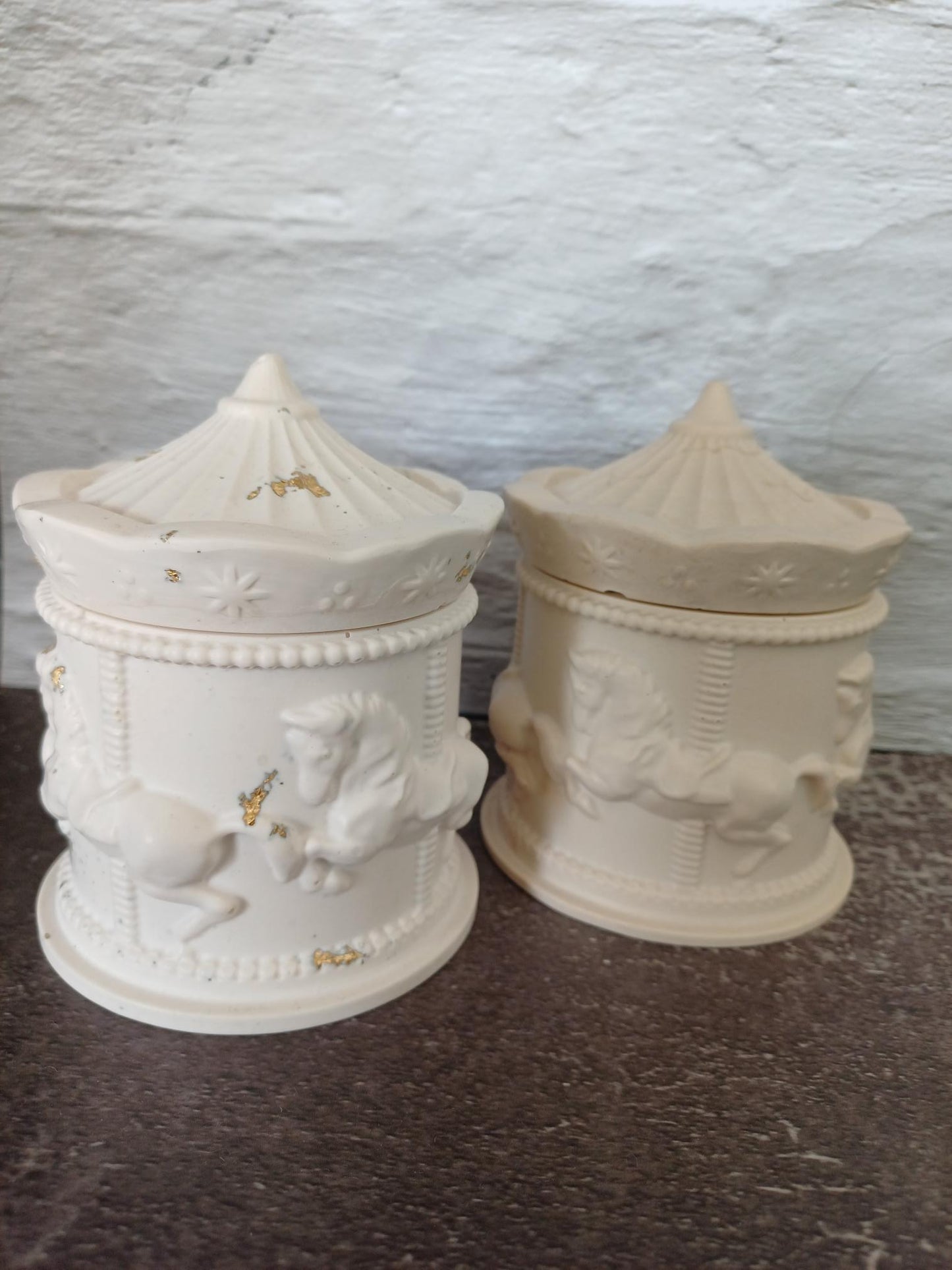 Manège - Bougie parfumée et bougeoir en jesmonite